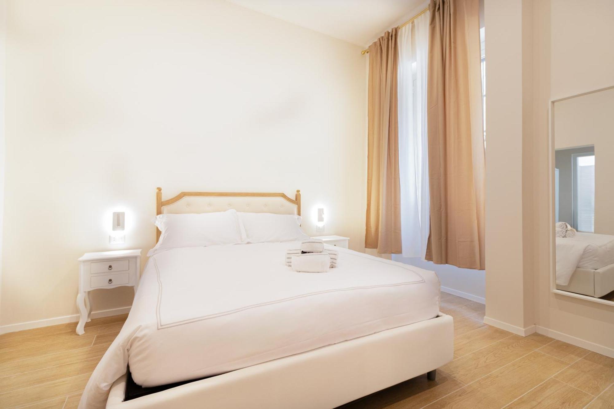 Charme & Chic Nazionale Hotel Rome Bagian luar foto
